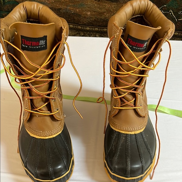 thermolite Shoes - Thermolite Insulated Boots women’s size 8.5-9 Tan and Black Design Mens 7